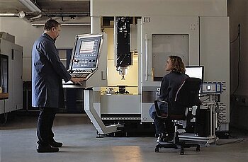 Laborarbeit mit zwei Personen 