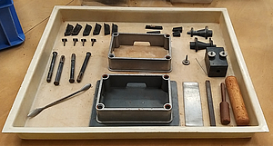 Werkzeuge für Laborübung Sandformgießen im Modul "Fertigungstechnik"